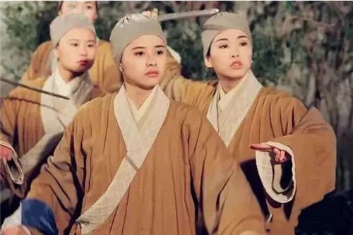  出家为尼|广东一家3姊妹：个个长相靓丽却选择出家为尼，如今2人已成为住持