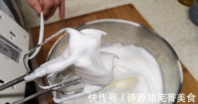 做蛋糕总是回缩还湿粘，学会这样做新手一次就成功，想失败都难！