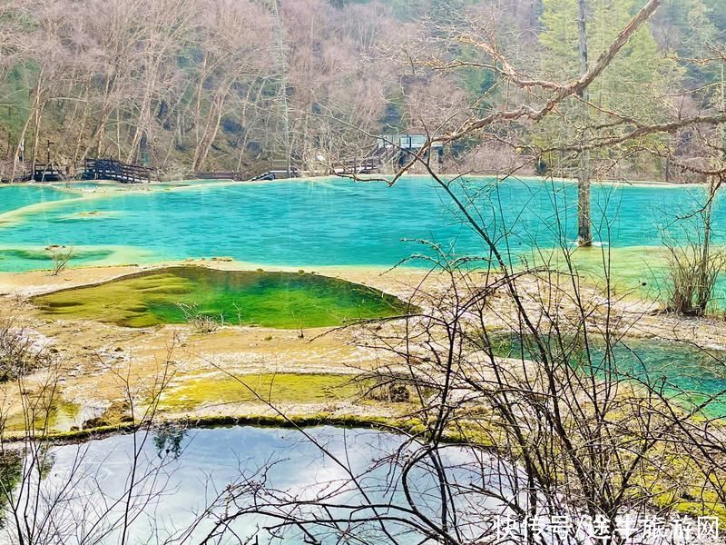 自驾阿坝，探秘通往嫩恩桑措（神仙池）景区的绝美之路