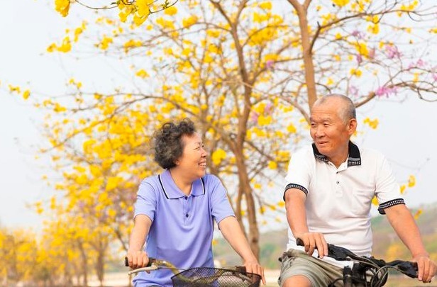 长寿|为什么老人不坚持锻炼，也能长寿健康，3位老人说出答案