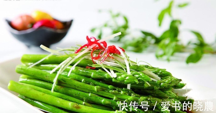 水淀粉|清爽美味的腰果炒芦笋，营养又健康！