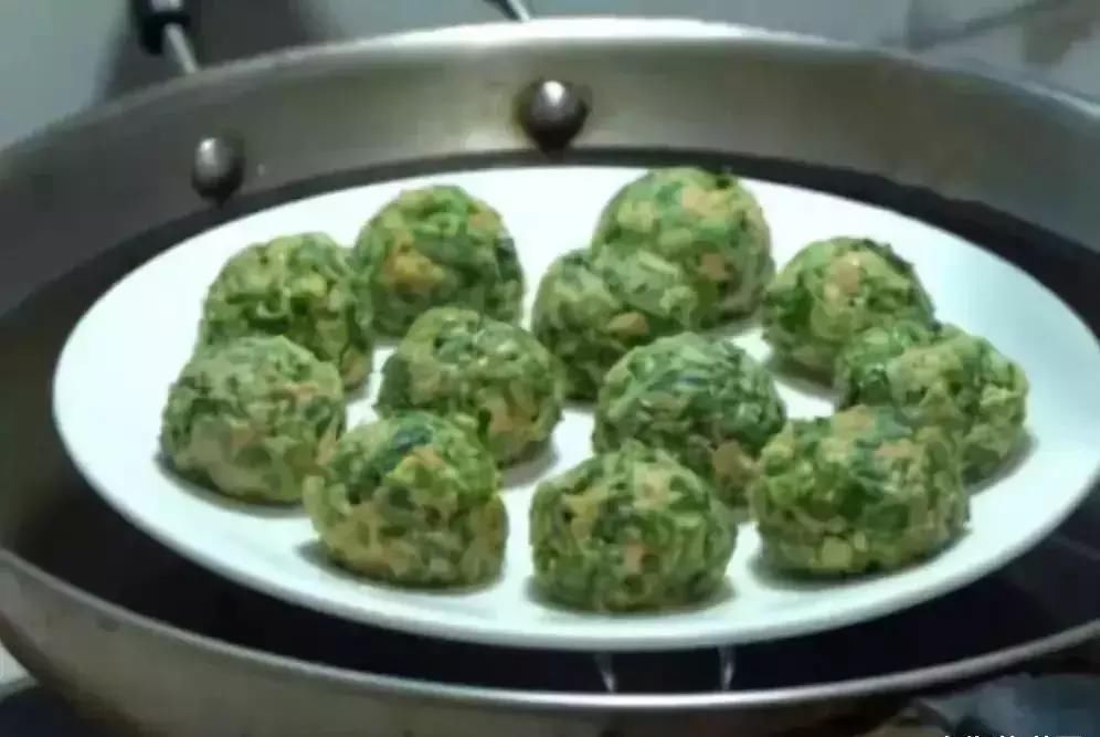 韭菜新做法，比饺子好吃100倍，大人小孩吃不够，真过瘾！