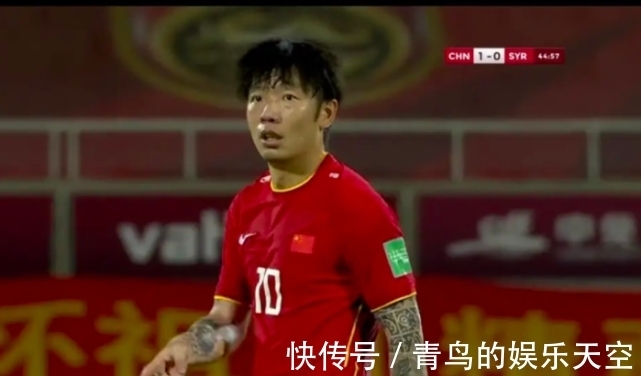 李铁|CCTV深夜23点直播国足决战日本，李铁赛前单独训话1米70中场奇兵