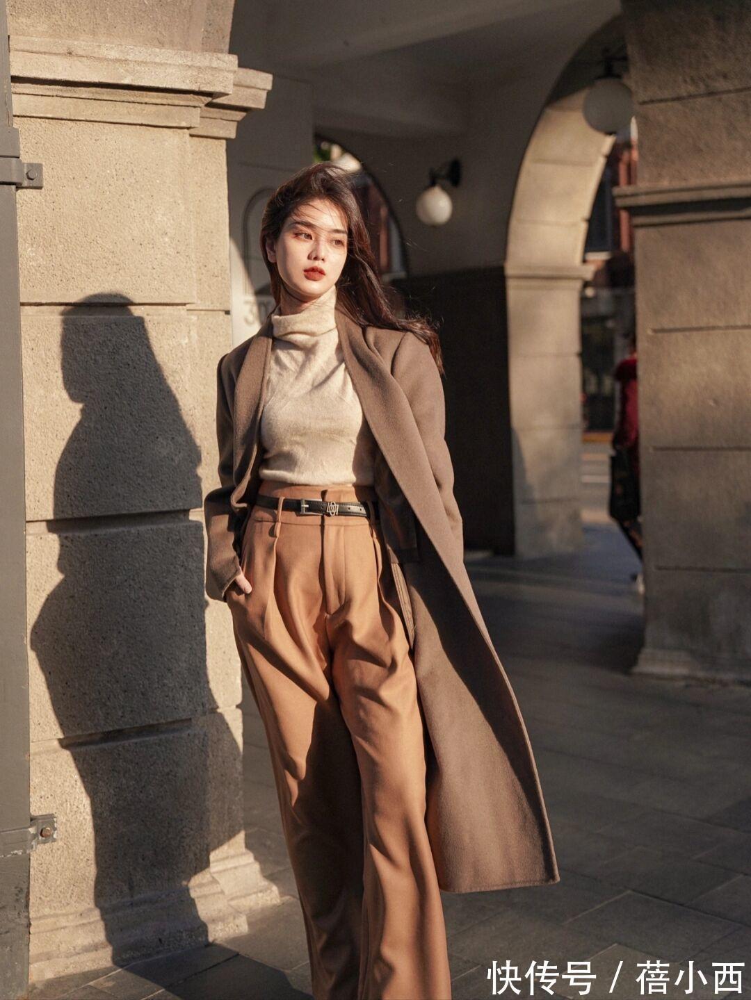 大衣|入手一件“长款大衣”,这样搭配阔腿裤、牛仔裤、半身裙,显档次