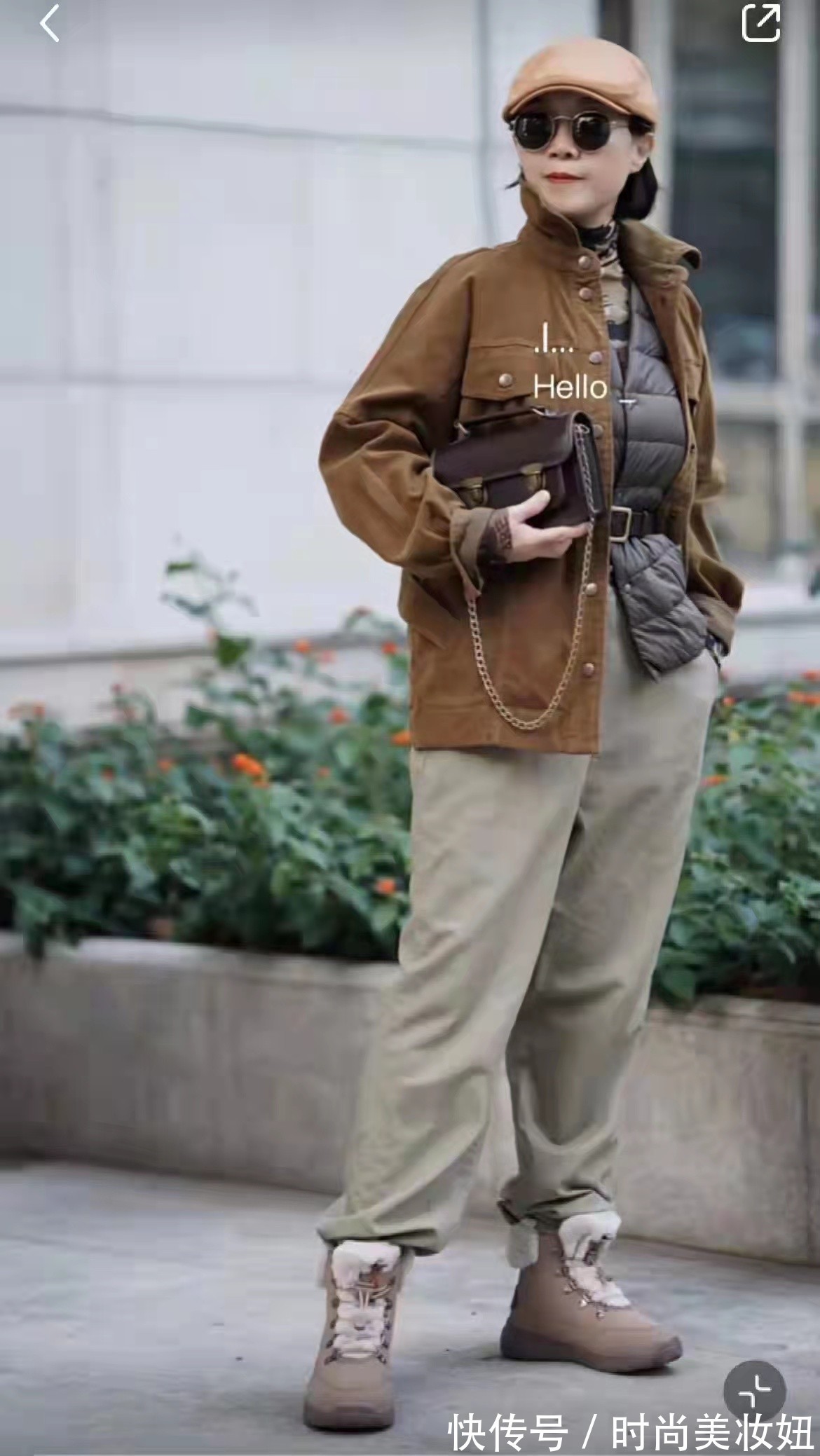 贝雷帽 这位50岁妈妈太会打扮了,比年轻人还会穿,时髦洋气又气质