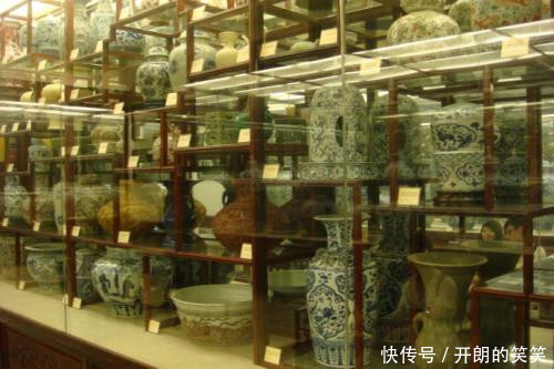 爱国华裔收藏家赵泰来将6万多件古董无偿捐给祖国,价值数亿元