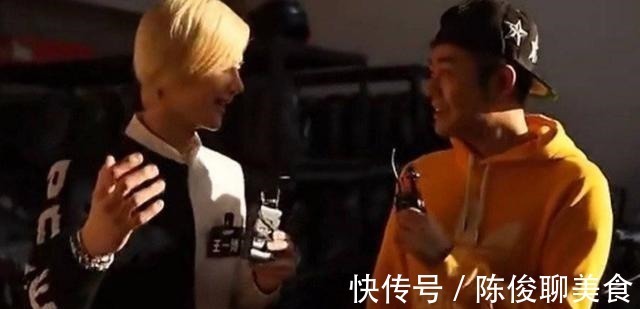 最佳營業(yè)搭檔,郭濤曬王一博合影,從“王甜甜”一路見證酷蓋成長