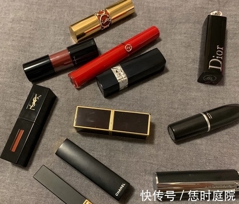 鸡肋 黄黑皮涂上“鸡肋”的大牌口红色号,涂上不好看,搁置又很心疼