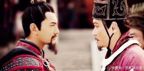 移走|岳飞墓前原本跪着五个人,现在却只有四个,那一个为什么被移走