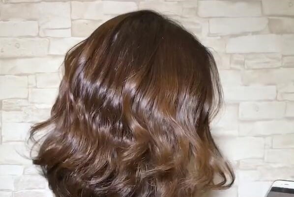 木马 齐肩发不长不短很难受,新春发型木马烫搭配棕色才好看,减龄可爱