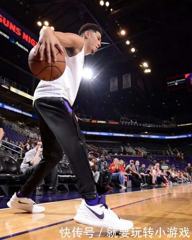 镂空魔术贴加前后掌ZOOM,Nike欧文3代低帮版正式亮相!