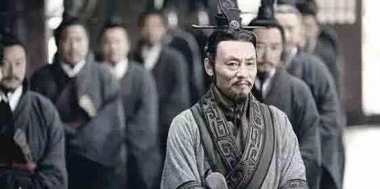 解甲归田|将军得胜归来:我自愿解甲归田告老还乡!皇帝:留下来,我绝不杀你!