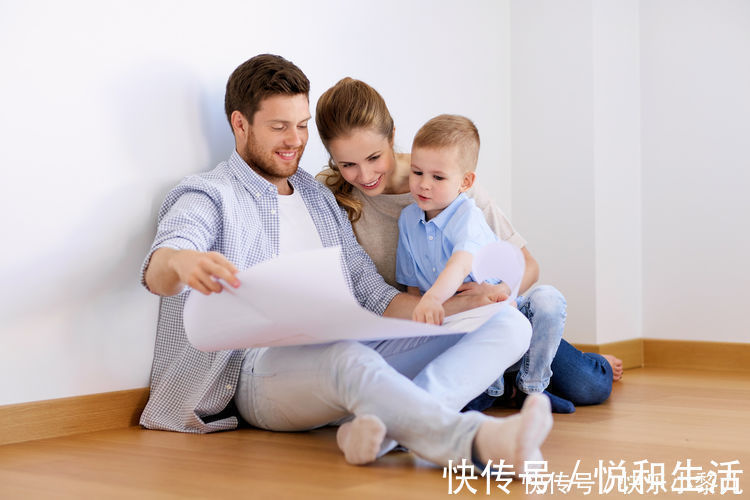 幼儿园|娃睡前一小时,家长做到“4坚持3避免”,让孩子聪明自信长更高