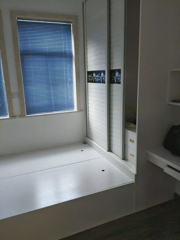 老公|老公坚持全屋贴瓷砖,一到春天,全家人恨不得去宾馆住!