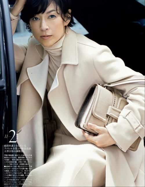 讲真，穿衣就服这些50＋的女人！她们的日系色彩穿搭，优雅气质