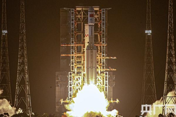 组图 组图：天舟二号货运飞船在海南文昌成功发射