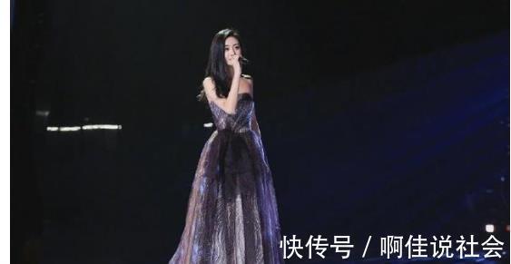 2021《好聲音》才結(jié)束后，就有兩位學(xué)員簽約燦星，都是顏值擔(dān)當(dāng)