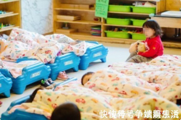 转学|宝妈“突袭”幼儿园,看到午餐后直接选择转学,家长:就吃这?