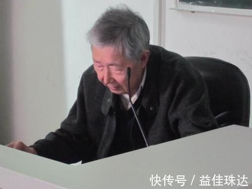 兴趣班|孩子要不要上兴趣班？清华退休老教授：这3种兴趣班费钱又没用