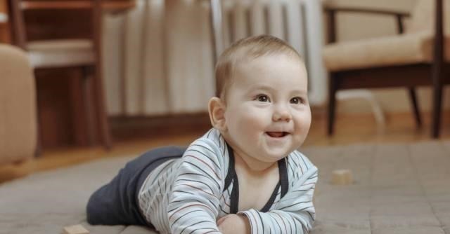 区别|“先爬后走”的孩子,和“不爬就走”的孩子,长大后有3个区别!