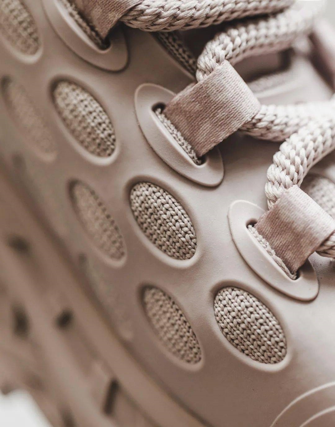 破圈的「巢鞋」,对运动品牌究竟意味着什么?