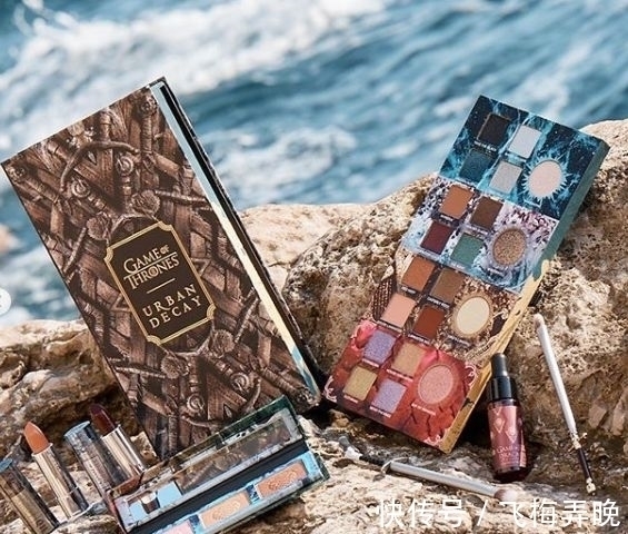 口红 所谓联名彩妆,就是强强联合一起抢钱,彩妆限量盘点快来抱住