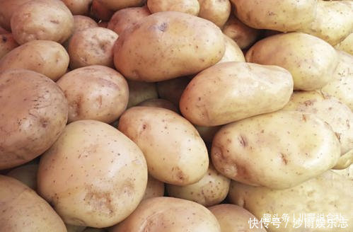 原来保存土豆这么简单，菜农教您一招，土豆放一个月不发芽不发霉