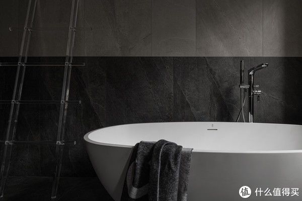 主卧|单身男青年的180㎡之家,全屋简约风,一个人独居,也住出高级感