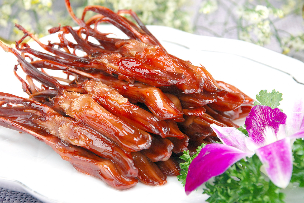 鹅掌鸭信#?读《红楼梦》:贾宝玉念念不忘的美食鹅掌鸭信妙在何处?