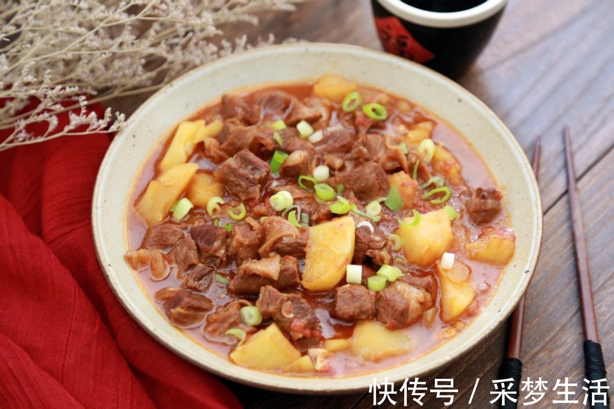 拌饭|番茄土豆完美配合,香浓美味的牛肉汤,上桌就吃光