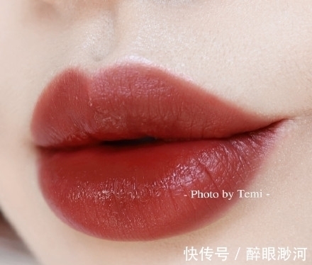 仙女本仙 分享5支秋冬我最爱的红棕色口红试色,全都超级显白,显高级!