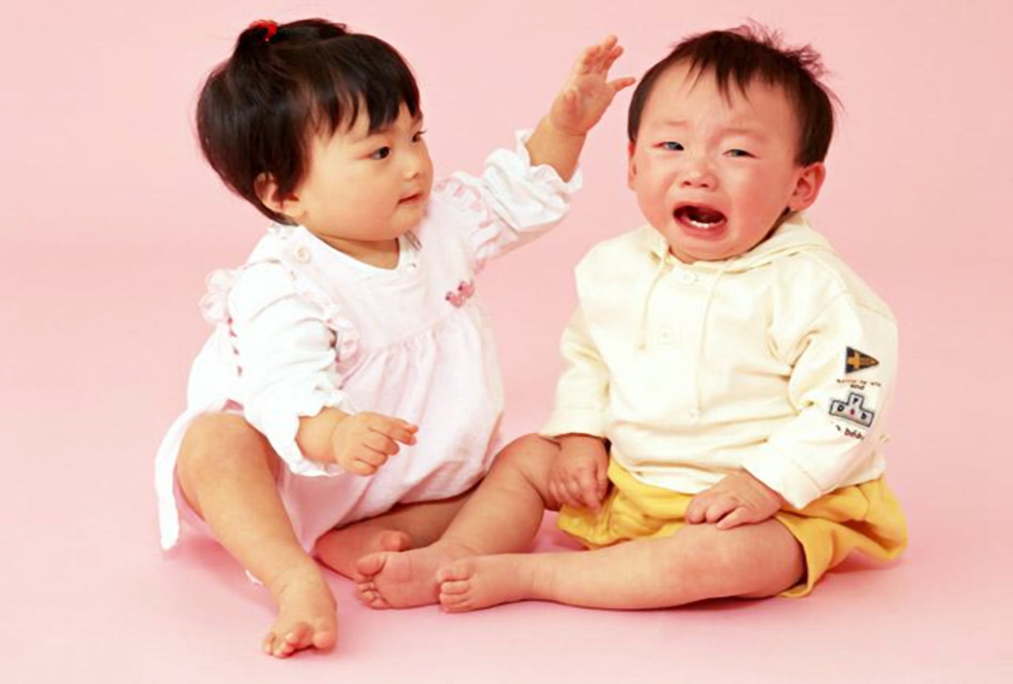 宝宝如厕太早太晚都无益，家长要正确判断时机，巧妙训练宝宝如厕