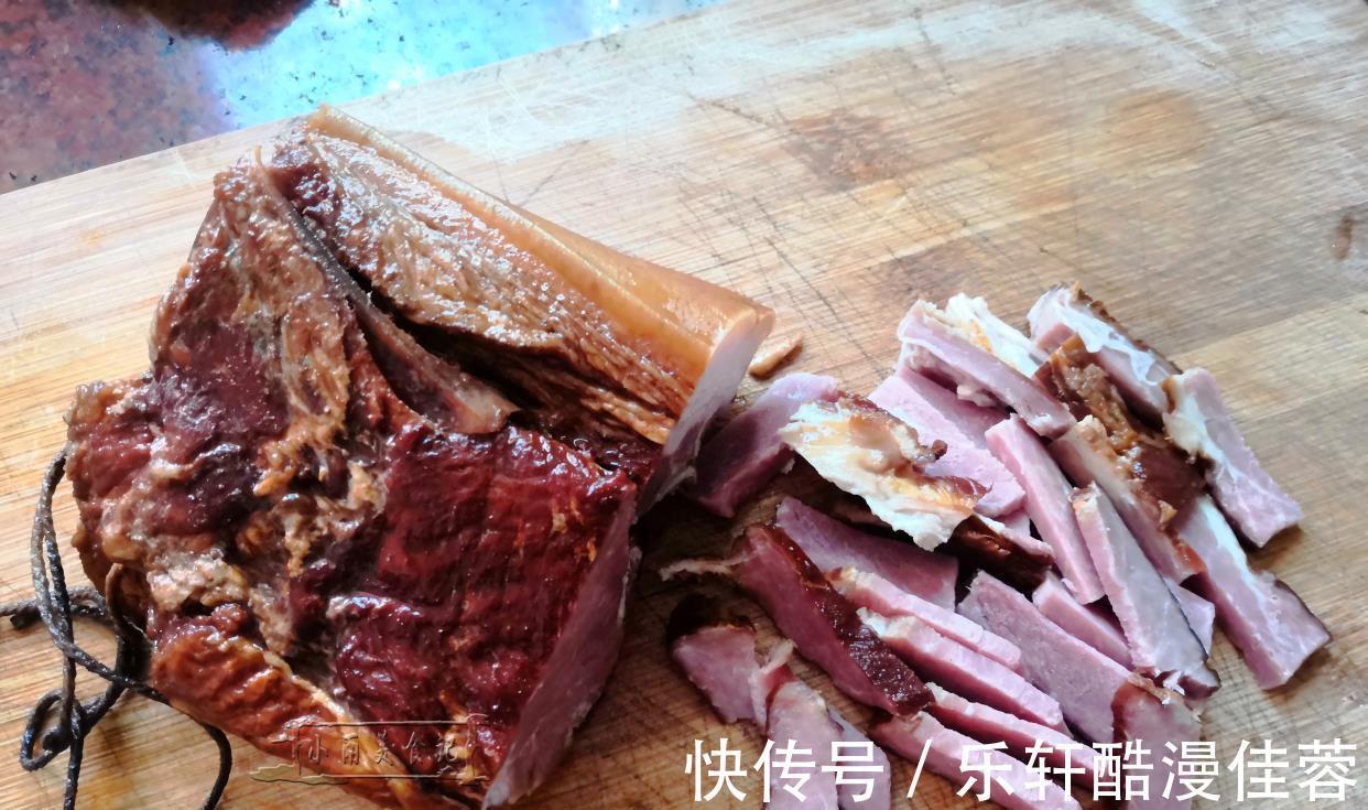 外婆菜|它俩是湖南特色美食,两种食材一起炒,那味道绝了,真的好下饭!