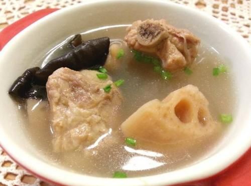 蓮藕和此物一起搭配，清新口氣，血管通暢無阻，常吃美白皮膚