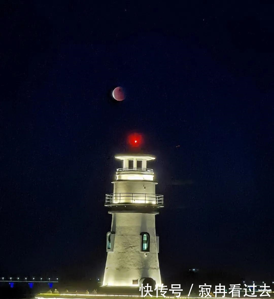 预警 多图预警!“超级红月亮”现身珠海!