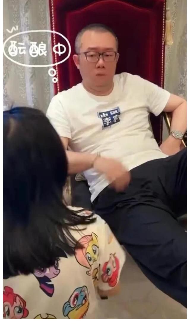 电视屏幕|情感导师涂磊电视屏幕里言辞犀利,家庭生活处处现如山父爱