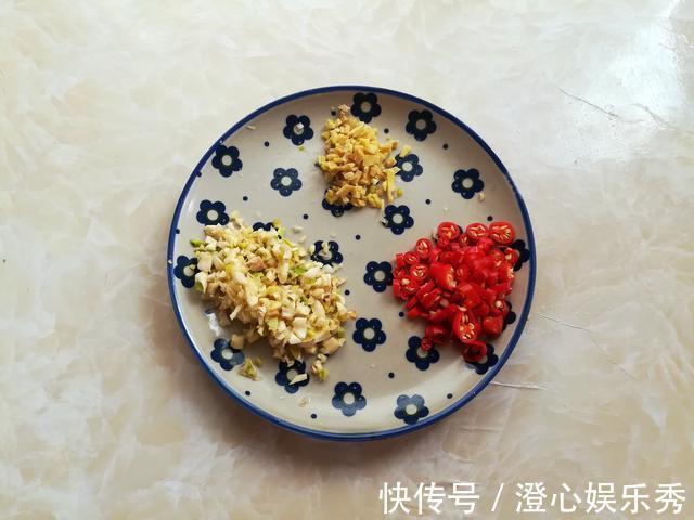 叶子|这菜被称为“小人参”，叶子营养极高，常被当垃圾扔掉，真可惜