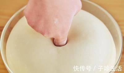 一碗面粉，一包牛奶，掌握这个配方，这款面包的造型也比较简单