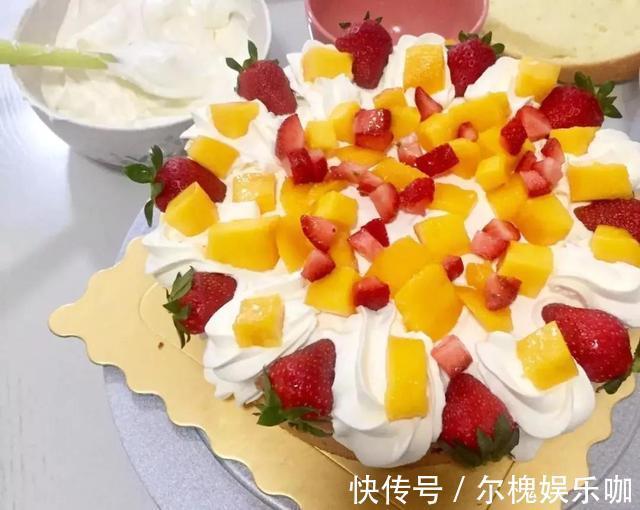 甜品|私房最爱｜低成本裸蛋糕引领甜品潮流，步骤简单在家就能做