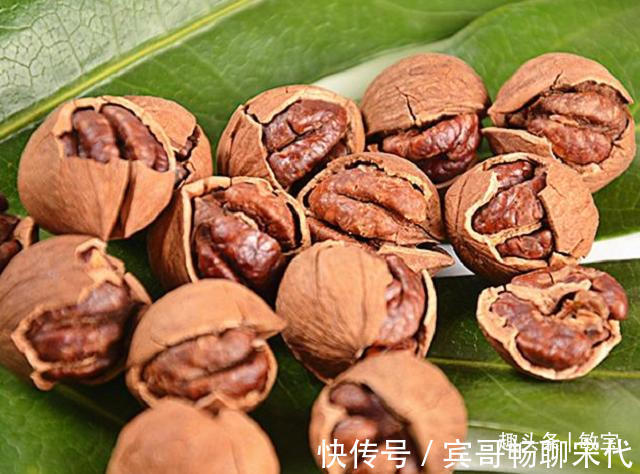 大年初一，不管贫穷富贵，这5样年货摆上桌，寓意好沾喜气！