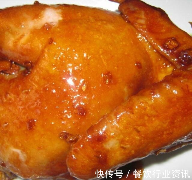 冰糖|半碗酱油搞定一只鸡——沙姜酱油鸡，入味鲜嫩，口口香醇