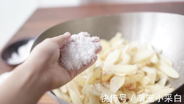 糖醋|入秋后,遇到此物我必买20斤,每天早上坚持吃两片,胜过喝参汤