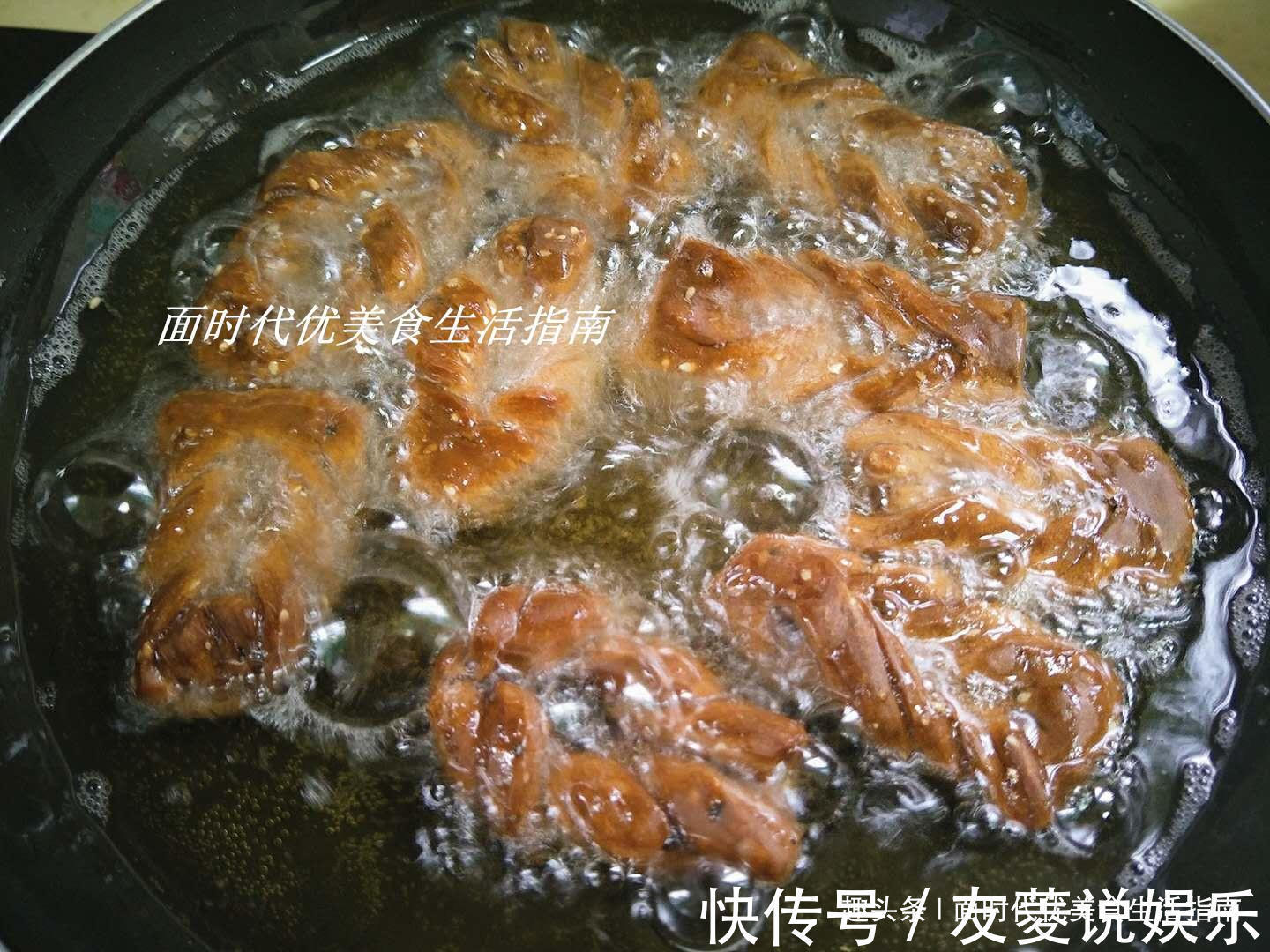 最特色的面食做法,一卷一拉,好看又好吃,做法超简单!