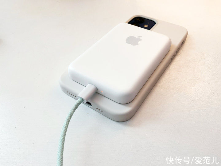 电量|被「群嘲」的 MagSafe 外接电池，会是下一个 AirPods 吗？