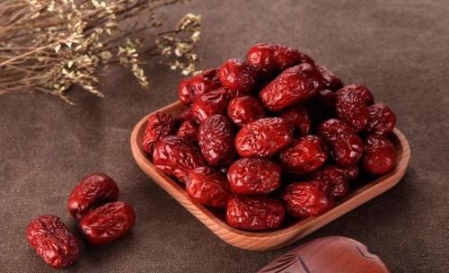 維生素|預防身體衰老，多吃養(yǎng)生食物，呵護肌膚、保養(yǎng)容顏，吃了不顯老