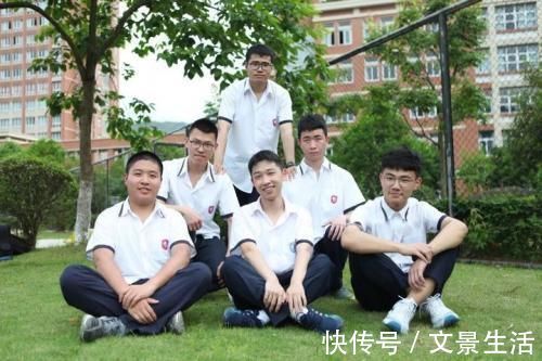 哈佛女孩刘亦婷|小学生因成绩不好,被父亲脱光衣服赶出家门,民警赶到心疼不已