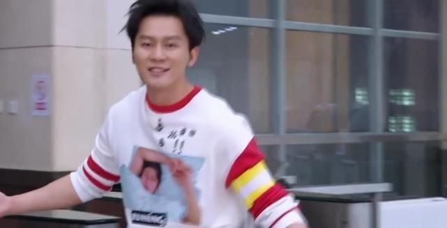 压板 原来跑男最难的游戏不是指压板,也不是撕名牌,难到连李晨都主动放弃