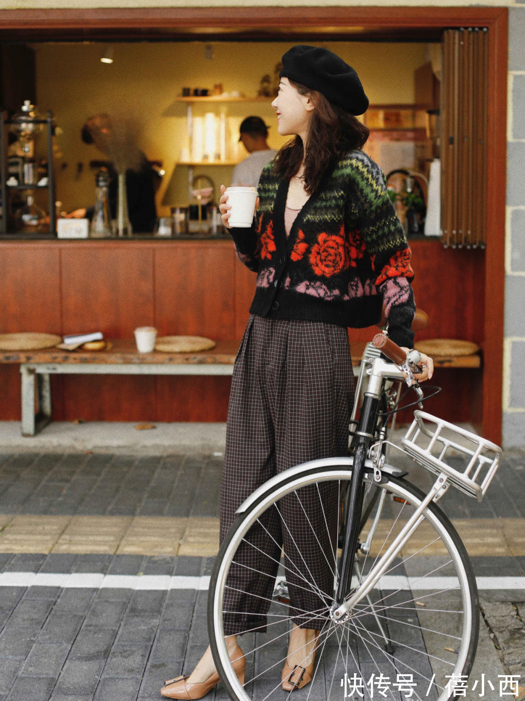 版型 “毛衣开衫”永不过时,选对款式就能成为女神,单穿、叠穿都好看