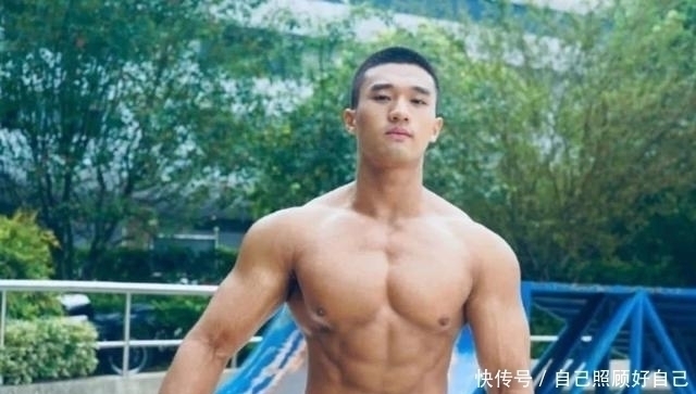 肌肉|98年国产小鲜肉,一身“霸气侧漏”的肌肉,圈粉无数