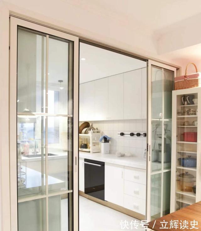 瓷砖|过来人建议:若是再买房,厨房一定“4不装”,入住后超实用